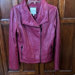 Women's Pink Leather Jacket. Soft leather